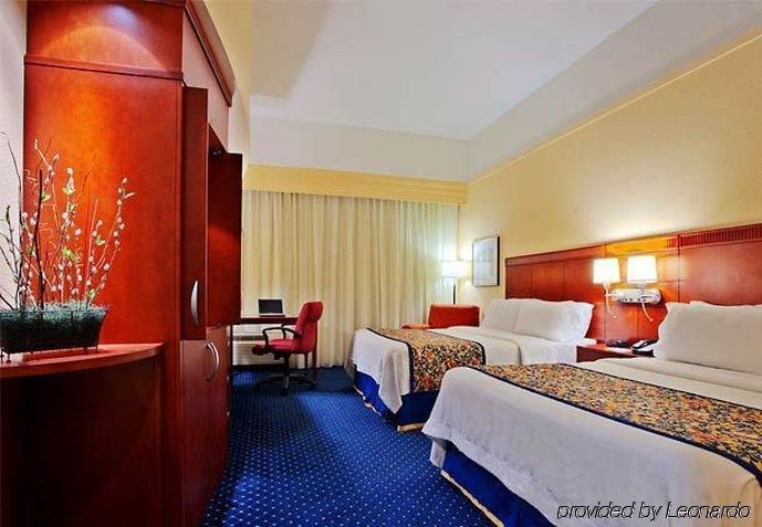 Courtyard By Marriott Hattiesburg Rom bilde